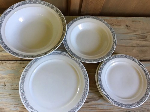Porcellana Saturnia Insalatiera 3 Dessert 1 Piatto Fondo 2 Piani Microonde  | eBay