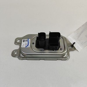 LR RR VELAR L560 Kraftstoffpumpensteuergerät GX73-14B526-AC 3.0D 221kw 2018 27528759