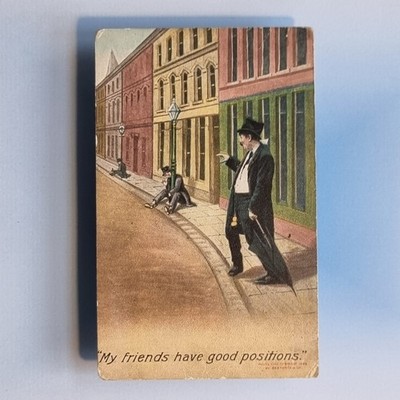 Comic Postkarte 1915 Betrunkener Mann Freunde Laternenposten gute Positionen Bamforth