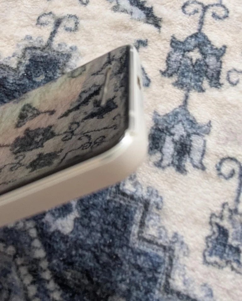 Google Pixel 2 - 128GB - Claramente Blanco - Desbloqueado - Excelente Estado Foto 3 de 4