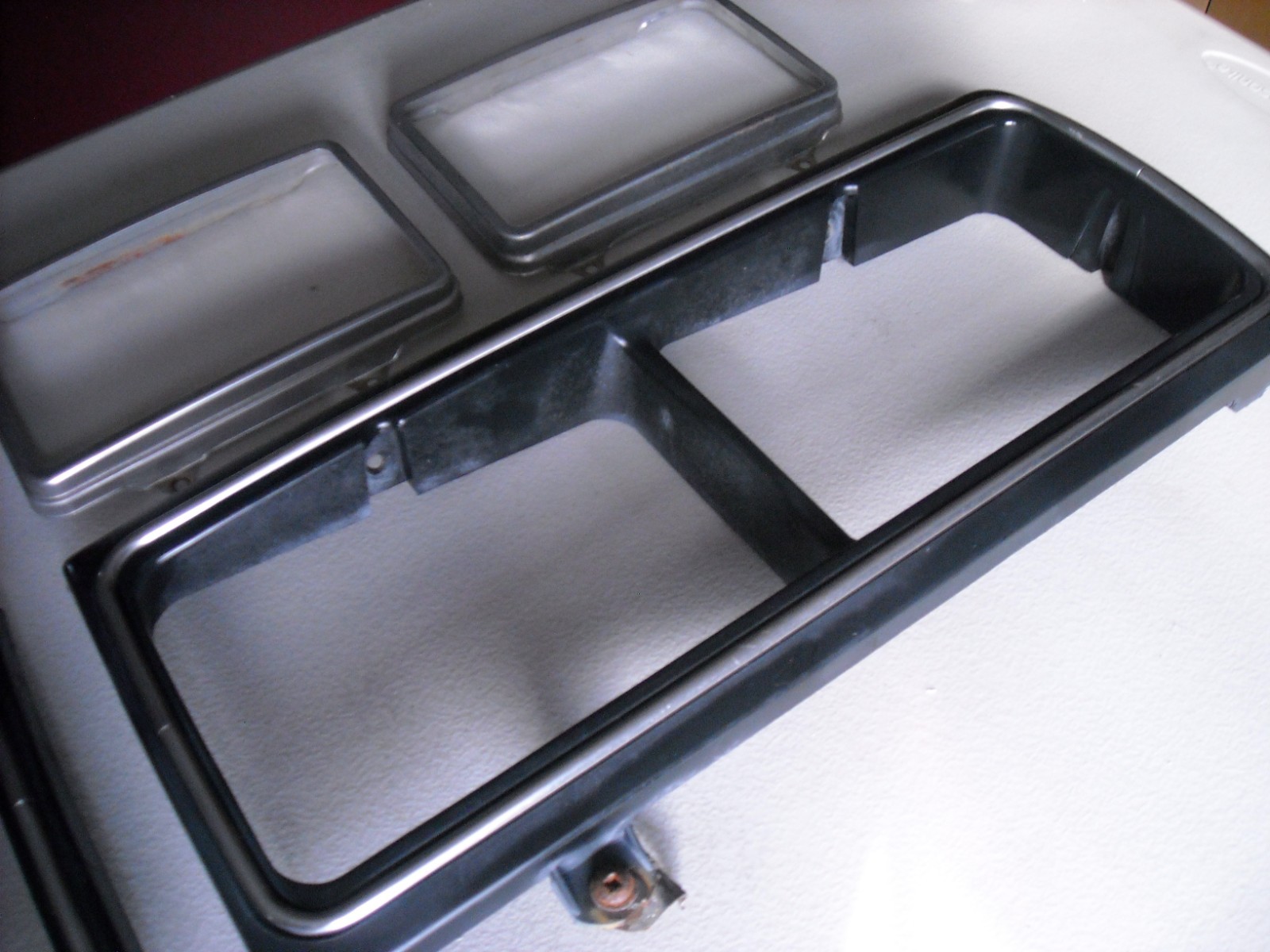 1981 1989 ROLLS ROYCE HEADLIGHT BEZELS