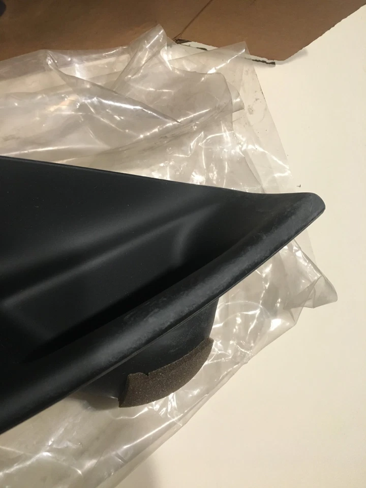 1994-1997 Ford Mustang Black RH Door Panel Insert Manual Window F4ZB-14A563-A - Image 4 of 4