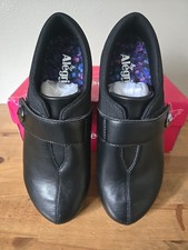 Alegria Danni Jet Black Shoe Womens Slip On Loafers Size 38 US 7