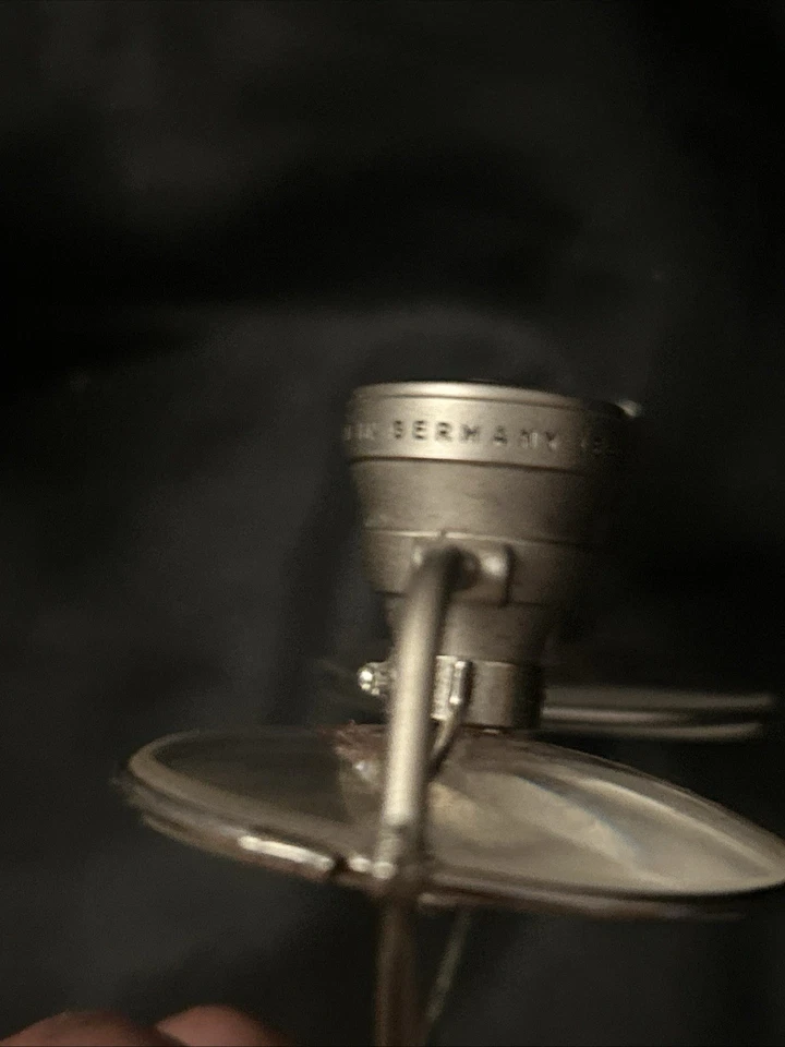 Alcatraz Island Carl Zeiss Surgical Lenses. - Image 2 of 4