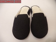 Isotoner Signature Women's Black Randi Summer Woolen Clog, M 7.5-8 194194059217