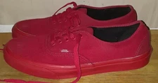 Vans Off The Wall Low Top Skateboard Sneaker. Size Men 9.5 Women 11