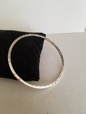Solid 925 Sterling Silver Slim Dainty Hammered Bangle Bracelet 10.48 Grams