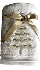 Christmas Tree Hand Towels Set of 2 Luxe Habitat Turkish Bathroom White Gold