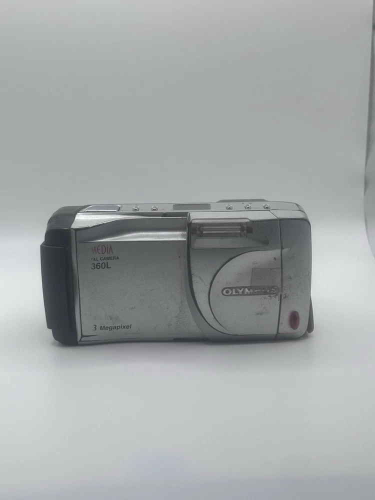 Olympus Camedia D-360L Digital Camera Silver