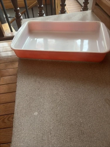 VTG Pyrex 232 Pink Flamingo Milk Glass Oblong Baking Dish 11 3/4 x 7 1/2, 2 QT