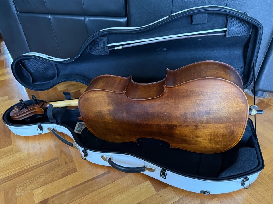 Enrico Student Plus II Cello Outfit 1/2 + Hard Case + Bow RRP$1899 - image 3 of 4