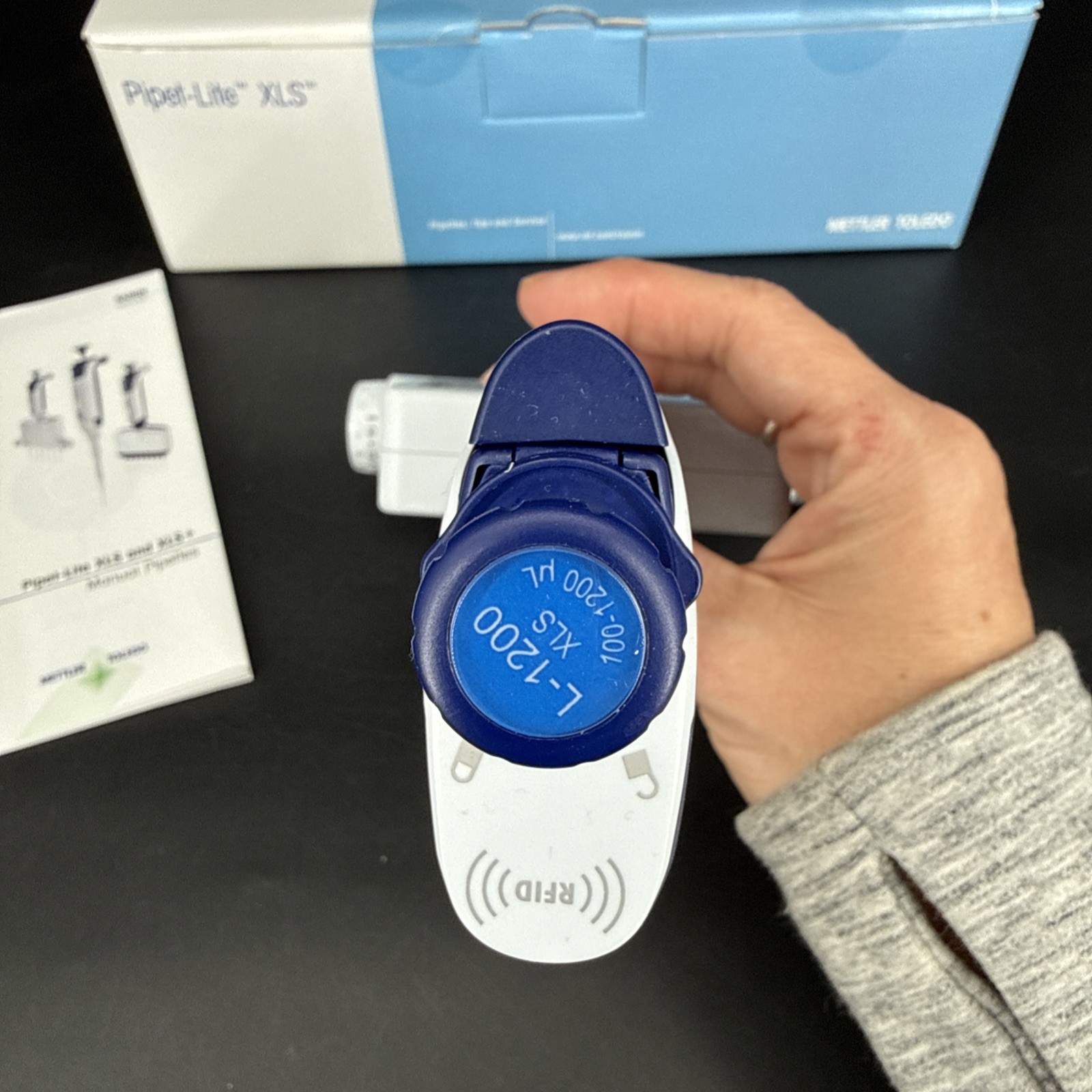 Rainin Pipet-Lite XLS+ L-1200 8-Channel Pipette 100-1200µL LTS RFID Tested w/box