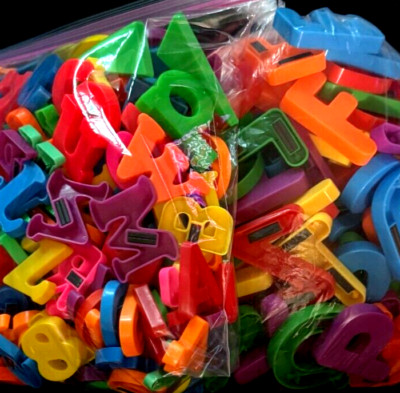 HUGE MIXED LOT Plastic Magnetic Fridge Magnets Alphabet Letters Numbers ...