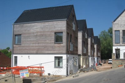 Foto 6x4 neue Häuser an der Schulstraße Hastings\/TQ8110 unter Nutzung der aktuellen Zeit c2010