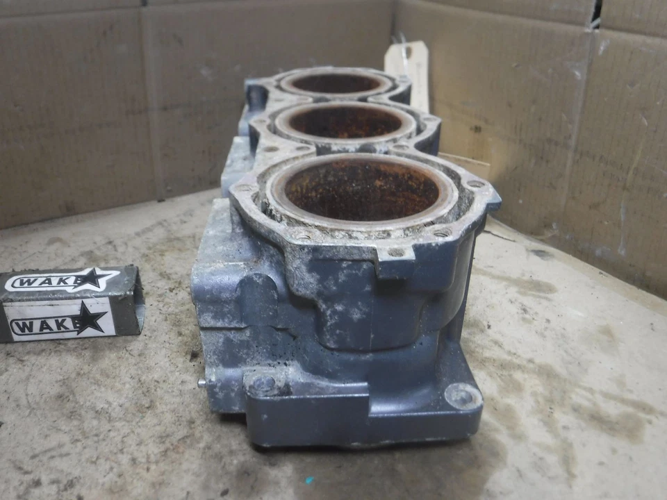 Yamaha Wave Raider Venture 1100 STD 1995-97 DIÁMETRO NÚCLEO CILINDRO 63M-11311-00-8S Foto 2 de 4