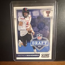 Score 2017 Patrick Mahomes II #2 Rookie Texas Tech Red Raiders