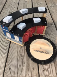 thomas train table toys r us