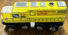 Maison Joseph Battat Yellow Wooden Engine Magnetic Thomas Train Car 379 B158