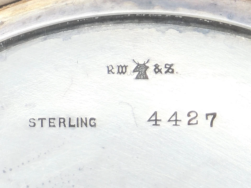 GRAN CUENCO ANTIGUO c 1871 R. WALLACE & SONS MFG Co ESTERLINA SÓLIDA 4427 10" de diámetro Foto 2 de 4