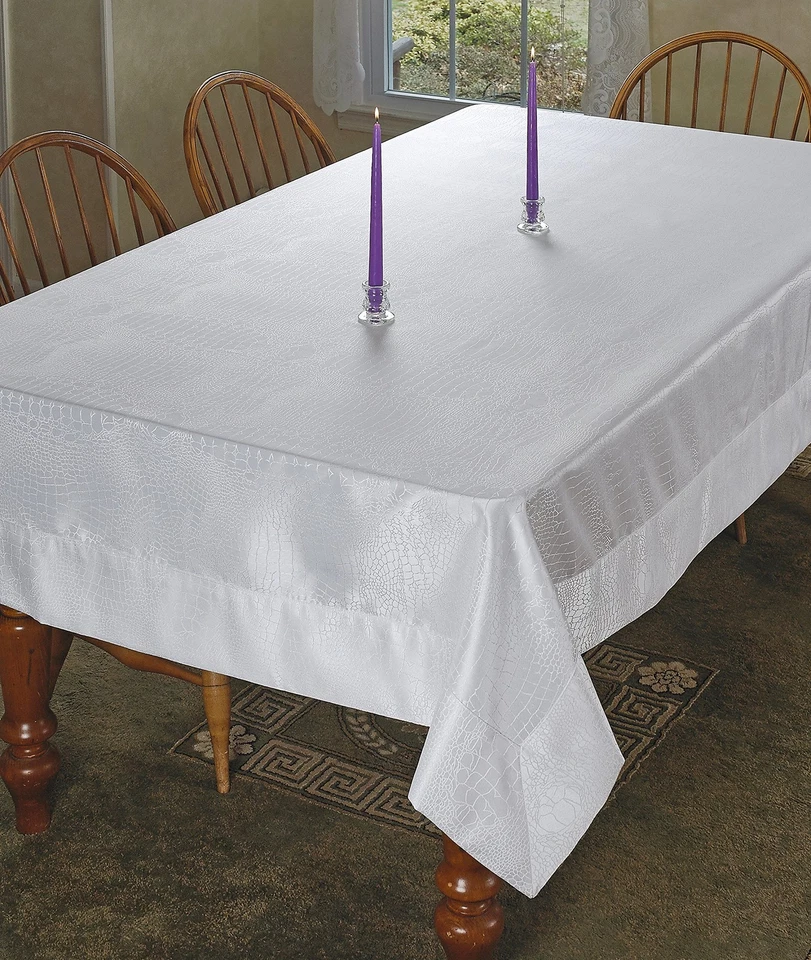 Luxurious Damask Crocodile Design Tablecloths, 70" X 180" - in White - Image 2 of 2