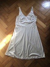 Unterkleid perlbeige Gr. 48 Imec 