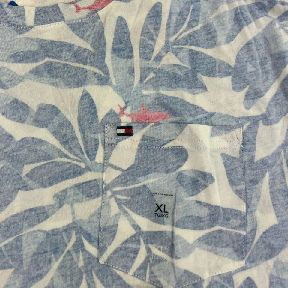 Camisa masculina manga curta Tommy Hilfiger XL azul floral gola redonda nova com etiquetas - Imagem 3 de 4