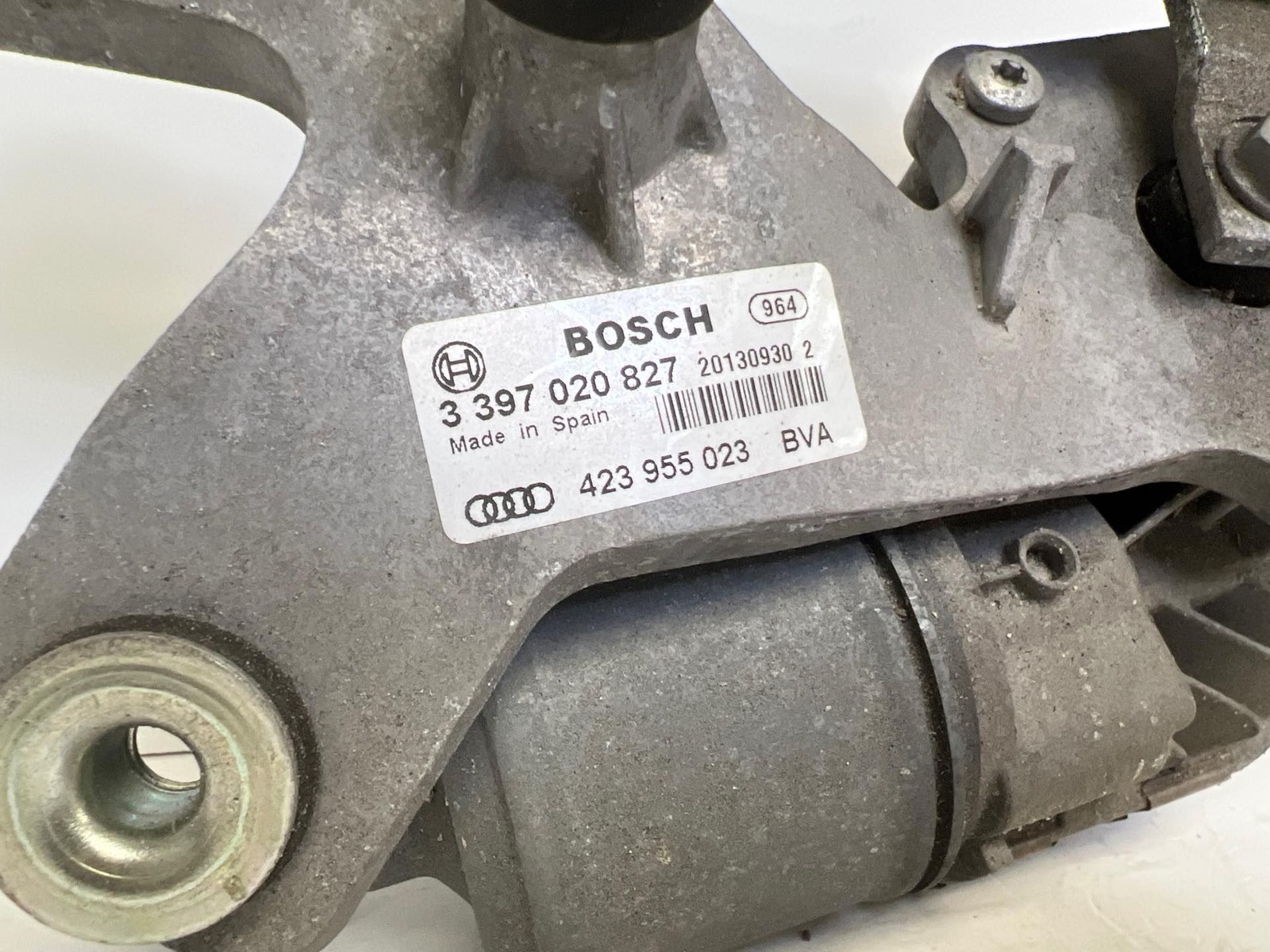 2009-2015 Audi R8 Coupe Front Left Side Windshield Wiper Motor Oem 423955123 (MK