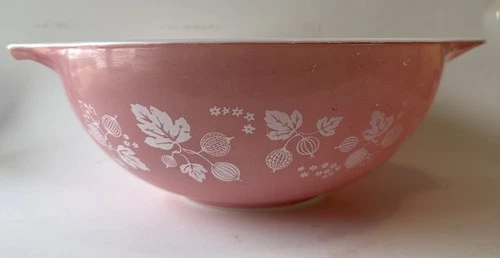 Vintage Pyrex Pink Gooseberry Cinderella Mixing Bowl 444 4QT Nesting Bowl 0046￼