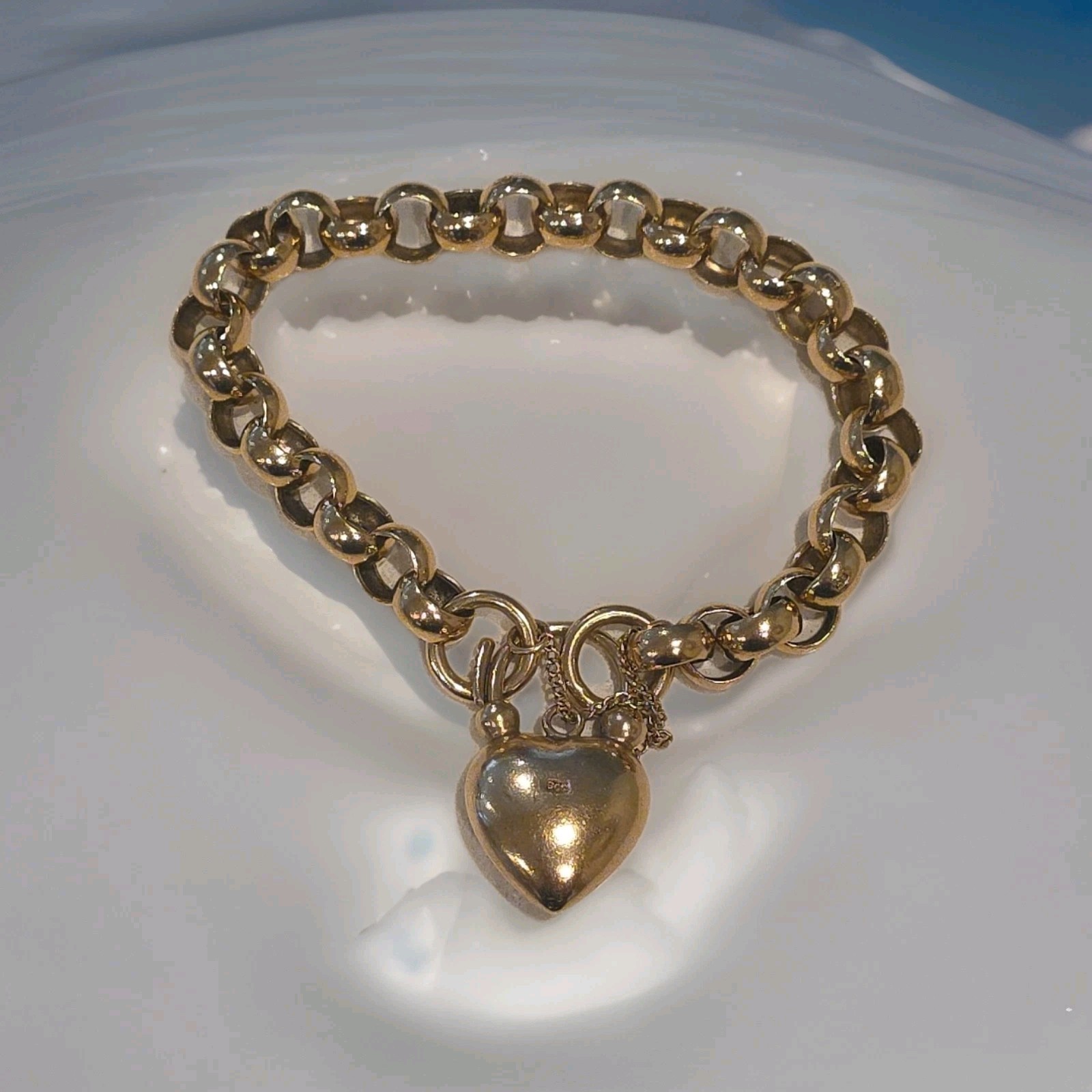 Vintage Victorian Era Rose Gold Heart Chunky Bracelet 9ct image 5