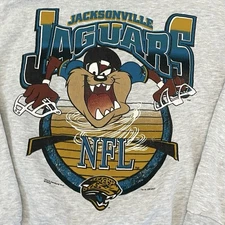 Jacksonville Jaguars Crewneck Sweatshirt Football Looney Tunes shirt RM2131