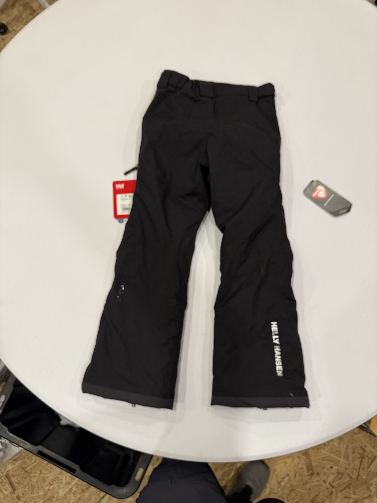 Helly Hansen Jr Legendary Junior Black Noir Tomato Ski Pants Sz. 10.  MSRP $130