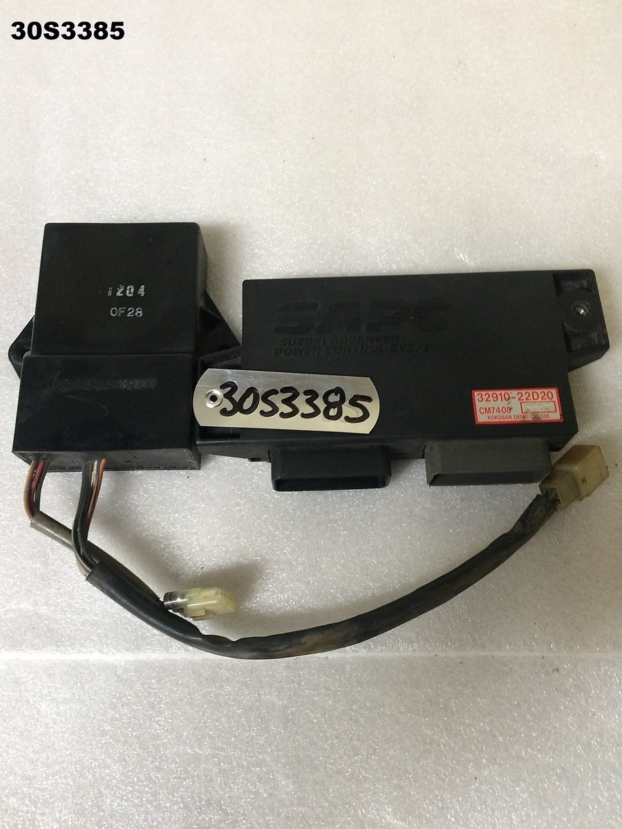 3レーシング 俺の1989年式のZX10。33歳だけど、まだバリバリ走ってるぜ。 : r