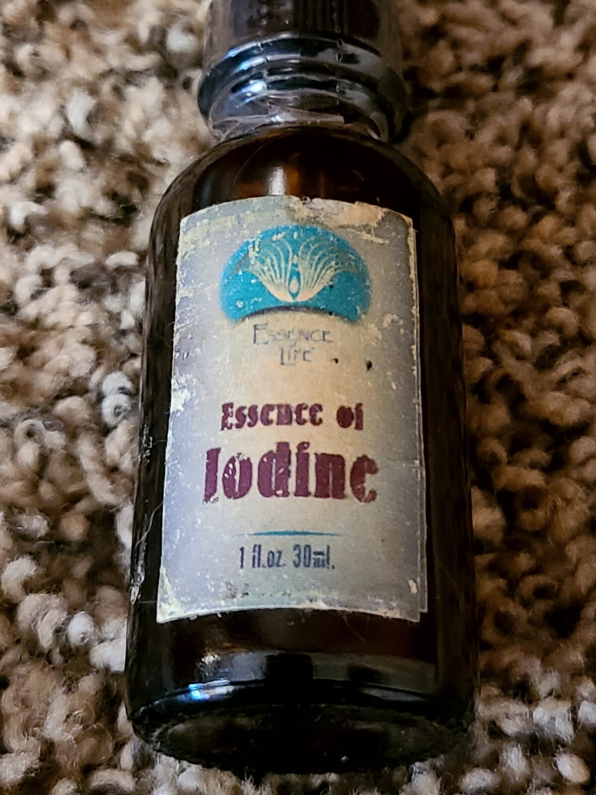 Essence Of Life Essence Of Iodine 1oz Bottle Essentials Oil -NEW OLD STOCK 