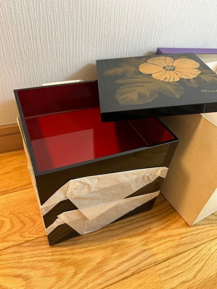 Jubako Bento Box Japanese Hirota K Lacquerware Jubako Black Gold Floral Pattern Jubako Bento Box Japanese Hirota K Lacquerware Jubako Black Gold Floral Pattern