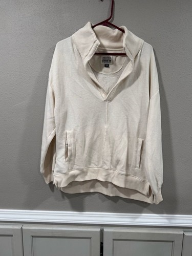 American Eagle Seriously Lived in Pullover
