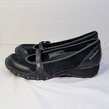 Skechers Black Leather Flats  Loafers  Versatile for Any Occasion Size 8