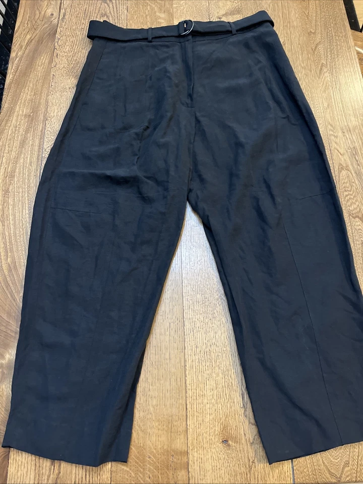 Pantalón Pantalón Banana Republic Negro Tencel-Lino Pierna Barril Cinturón Negro, Talla 14 Foto 2 de 4