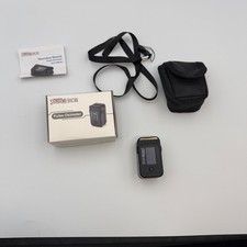 Santamedical SM-519BR-BL Finger Pulse Oximeter Blood Oxygen SpO2 Monitor + Case