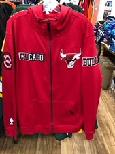 CHICAGO BULLS  NBA   Mens RED  HOODED SWEATSHIRT PRO STANDARD SPLIT