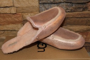 ugg lane slip on loafer