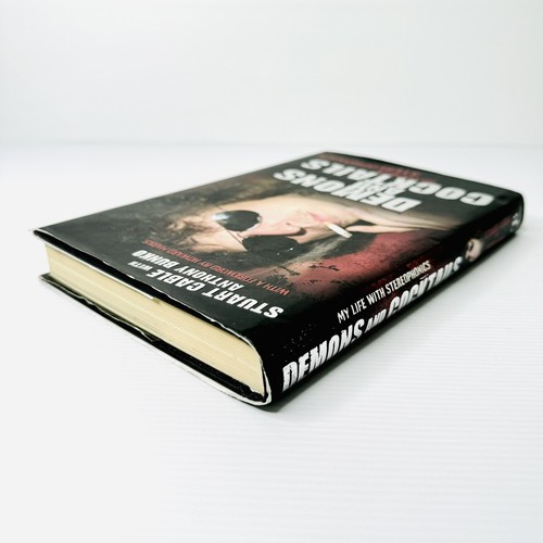 Demons And Cocktails My Life with Stereophonics by Stuart Cable Music Biography - Picture 3 of 9