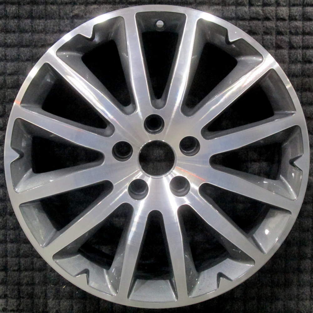 Maserati Ghibli Machined 18 inch OEM Wheel 2014 to 2016