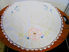 Vtg Embroidered Table Topper 19x17" Flower Butterflies Oval Cotton Crochet Edge