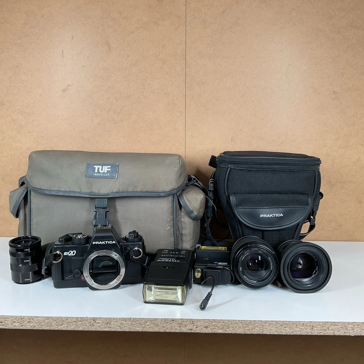Appareil Photo Reflex Praktica BX20S + 4 Objectifs + Mallette – Très Bon état