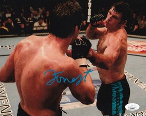 Forrest Griffin Signed UFC 8x10 Photo (JSA COA)