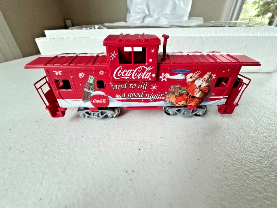 Hawthorne Bachmann HO Christmas Coc-Cola Caboose 'to all a goodnight' + Track - Image 3 of 4