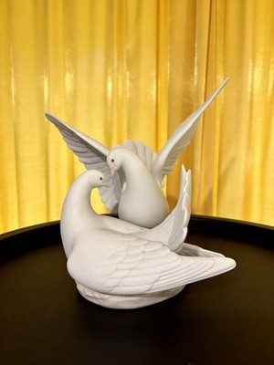 LLARDO - SCHÖNES VINTAGE LLADRO PORZELLAN TAUBENPAAR ''LIEBESNEST''