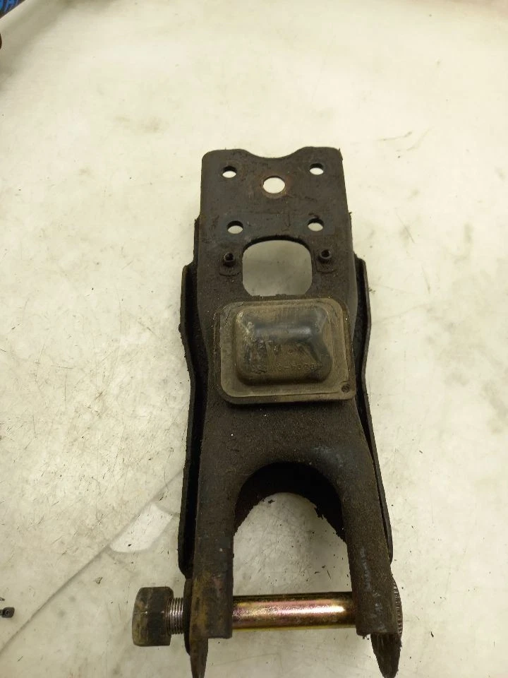 93-98 TOYOTA T100 ПЕРЕДНИЙ ПАССАЖИР ПРАВЫЙ НИЖНИЙ РЫЧАГ УПРАВЛЕНИЯ - Изображение 3 из 4