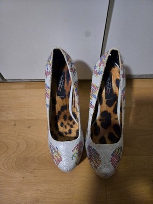 Iron Fist ''Digi Skull'' Platform Stiletto Heel Size 6 White Skull Sequin Pattern