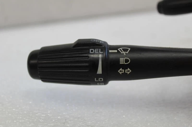 1994 PLYMOUTH ACCLAIM STEERING COLUMN SHIFTER IGNITION SWITCH KEY 05274364 - Image 4 of 4